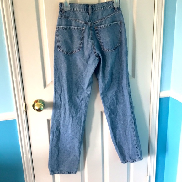 Garage denim 90’s boyfriend jeans. Distressed. - Picture 2 of 3